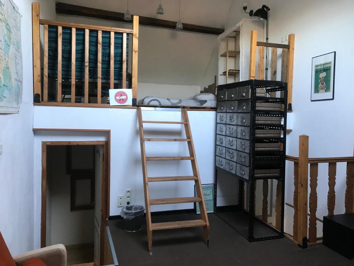 勒克鲁佐L'Atelier Du Creusot别墅 外观 照片